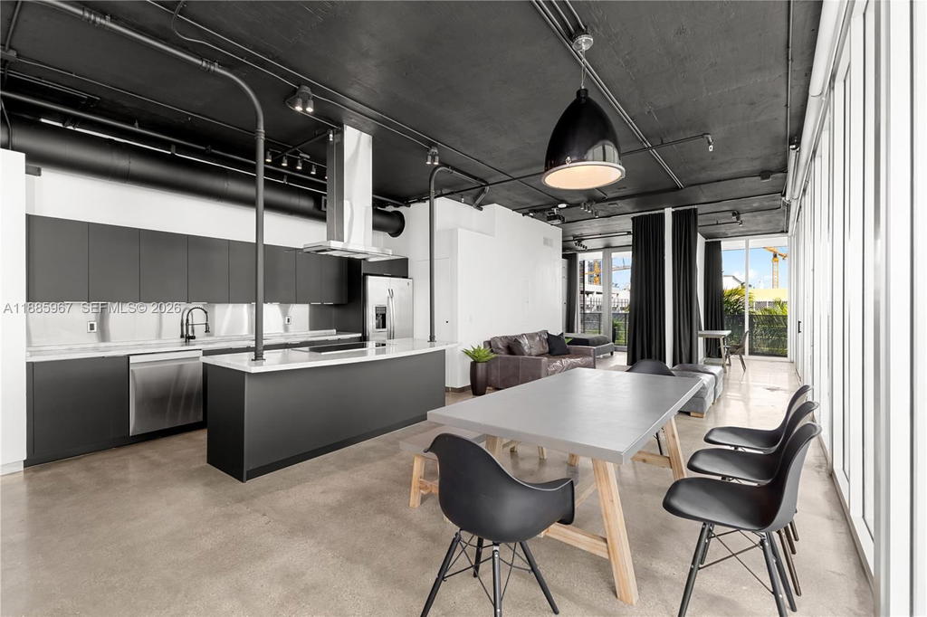 Real estate property located at 1700 Meridian Ave #501, Miami-dade, The Montclair Condo, Miami Beach, FL