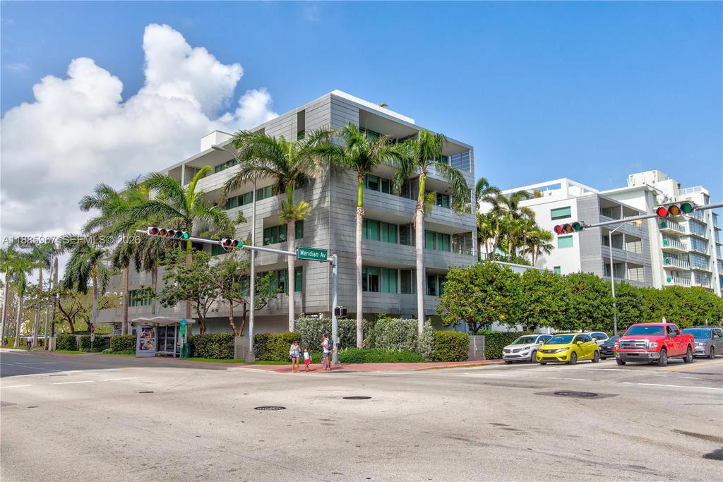 Real estate property located at 1700 Meridian Ave #501, Miami-dade, The Montclair Condo, Miami Beach, FL