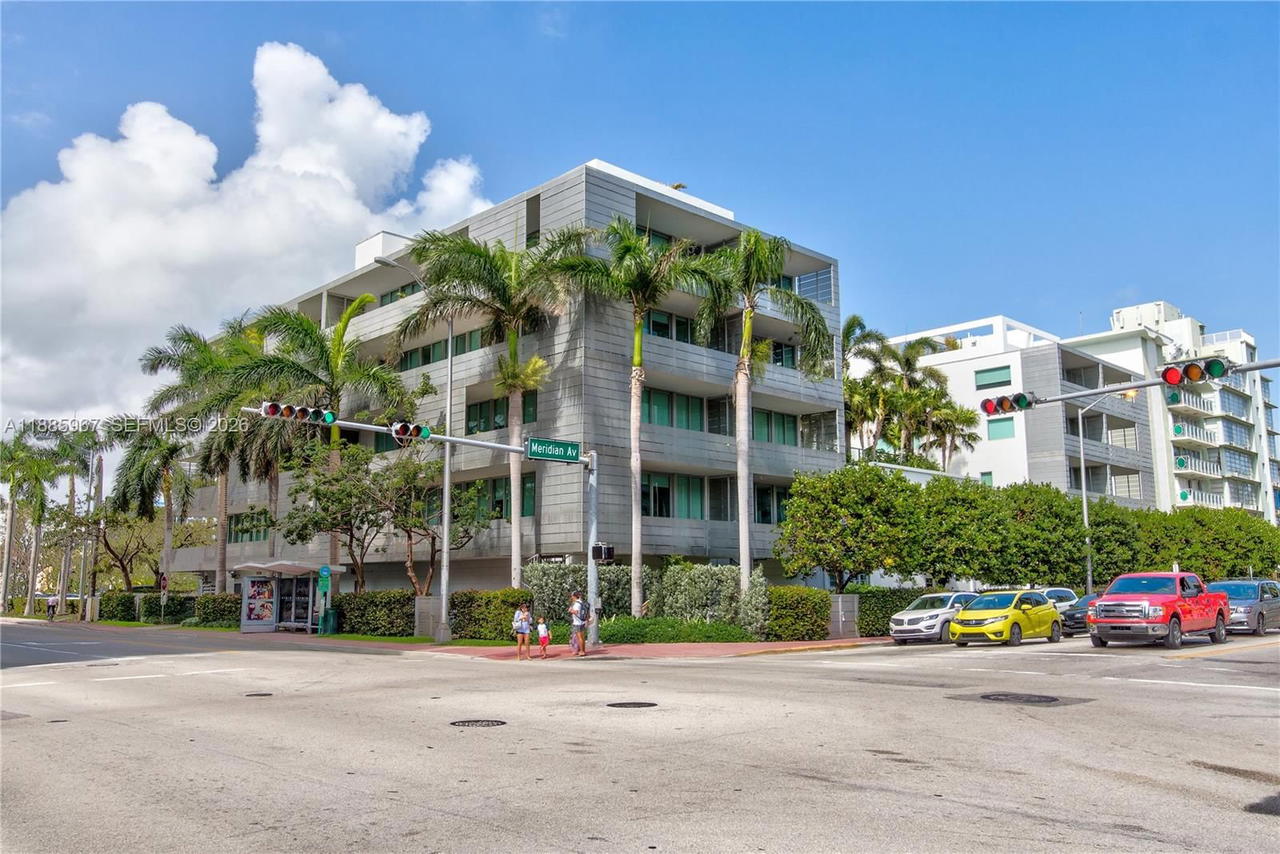 Real estate property located at 1700 Meridian Ave #501, Miami-dade, The Montclair Condo, Miami Beach, FL