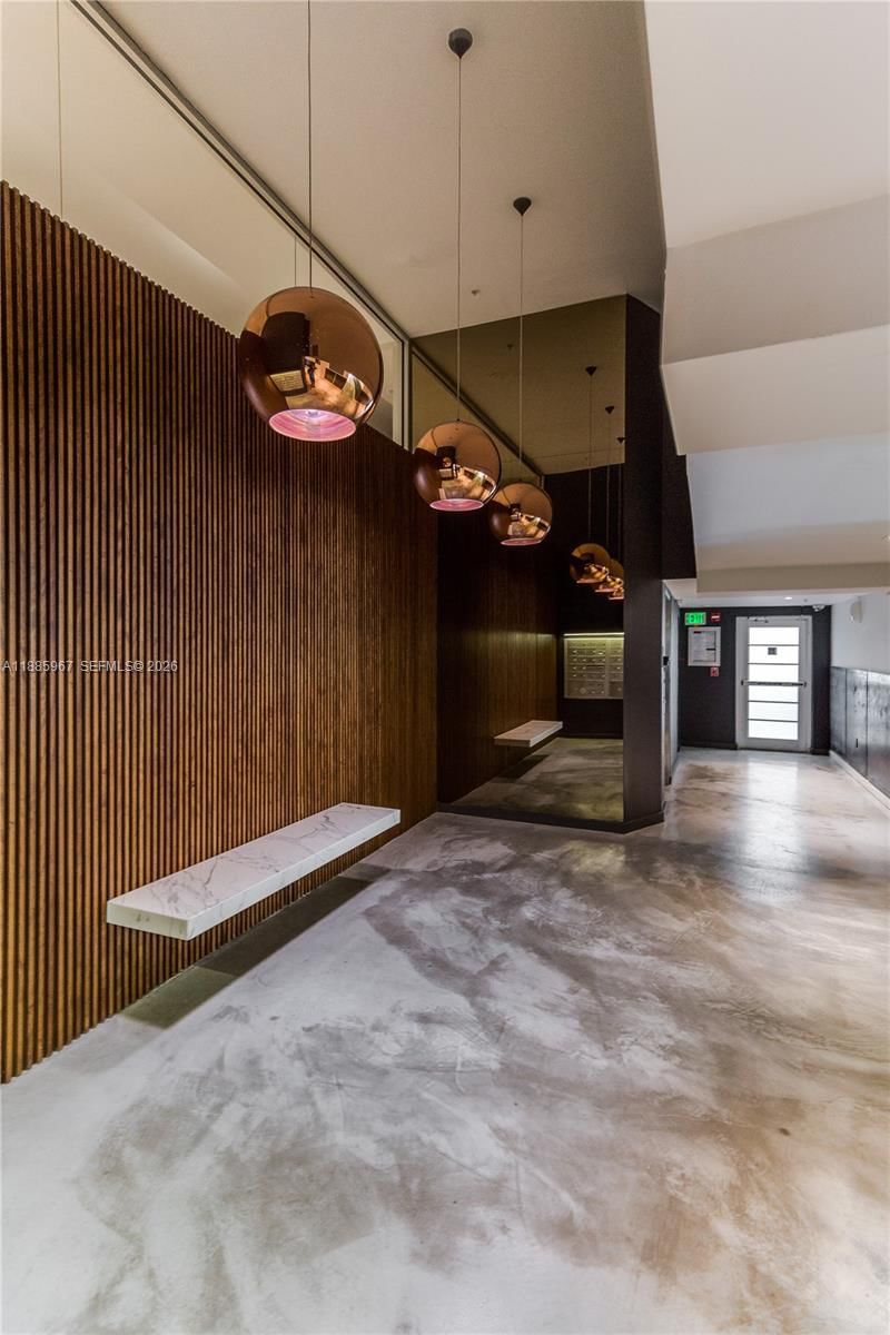 Real estate property located at 1700 Meridian Ave #501, Miami-dade, The Montclair Condo, Miami Beach, FL