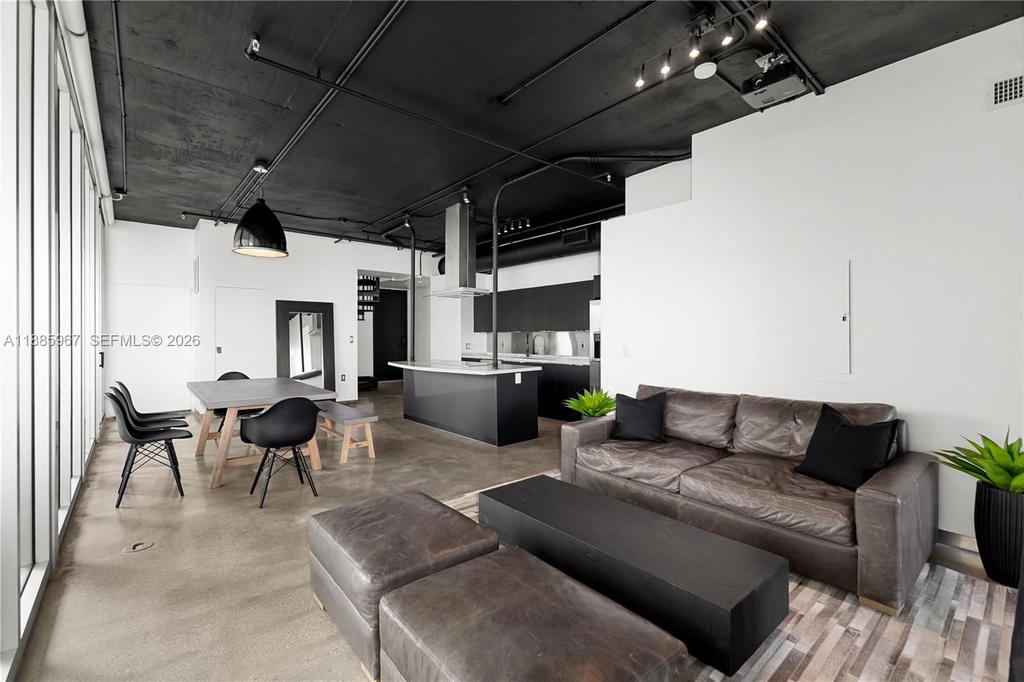 Real estate property located at 1700 Meridian Ave #501, Miami-dade, The Montclair Condo, Miami Beach, FL