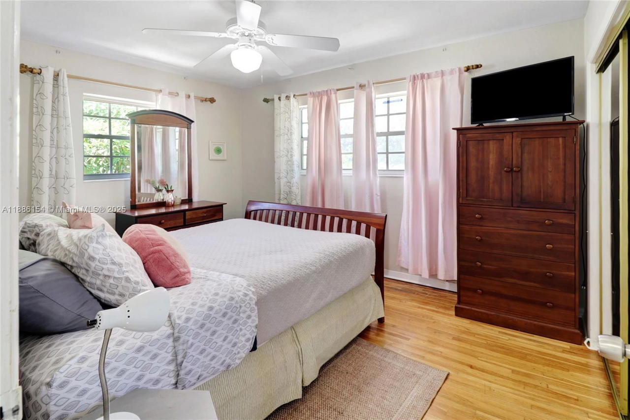 Real estate property located at 195 121st Ter, Miami-dade, Breezeswept Estates, North Miami, FL