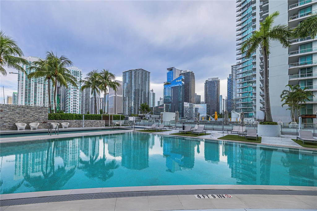 Real estate property located at 90 3rd St #3705, Miami-dade, Ivy Condo, Miami, FL