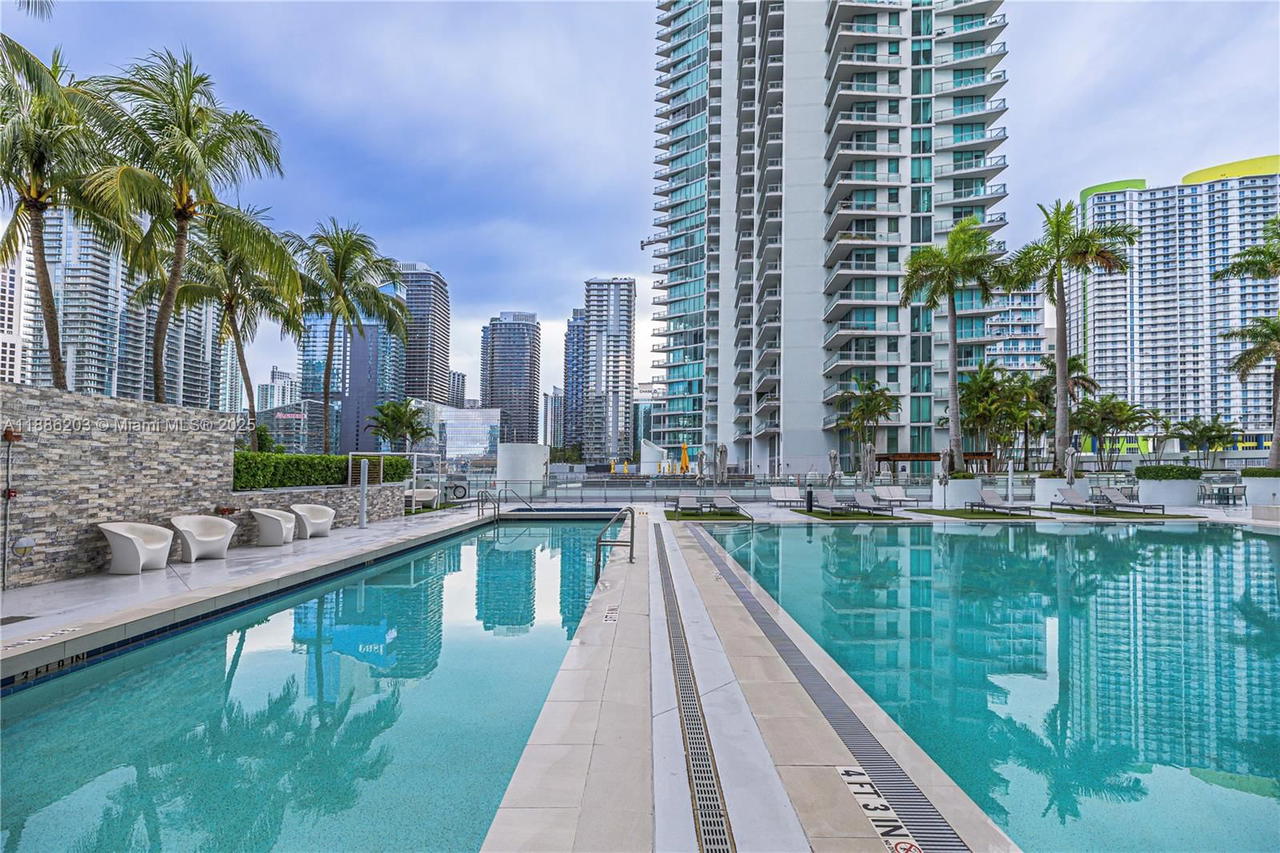 Real estate property located at 90 3rd St #3705, Miami-dade, Ivy Condo, Miami, FL