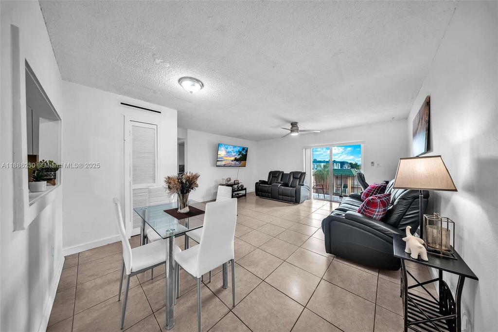 Real estate property located at 6780 2nd Ct #411, Miami-dade, International Condo, Hialeah, FL