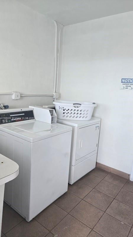 Real estate property located at 11 204th St #25, Miami-dade, Ro-mont Gardens Andover C, Miami Gardens, FL