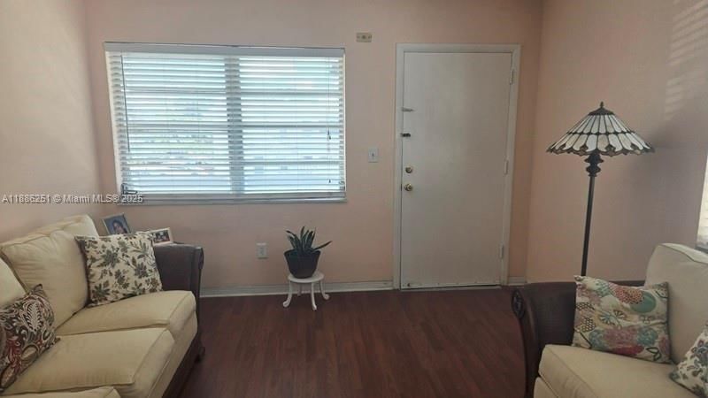 Real estate property located at 11 204th St #25, Miami-dade, Ro-mont Gardens Andover C, Miami Gardens, FL