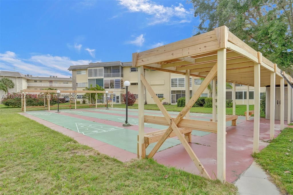 Real estate property located at 4431 16th St H109, Broward, Heather Hall Condo, Lauderhill, FL