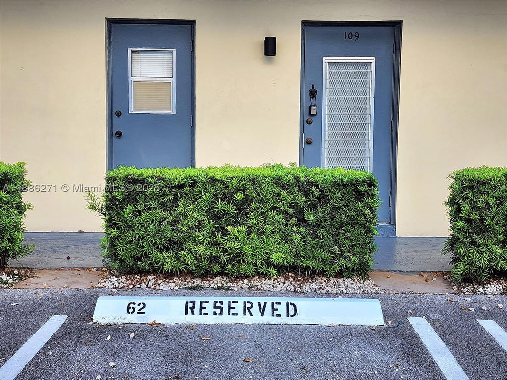 Real estate property located at 4431 16th St H109, Broward, Heather Hall Condo, Lauderhill, FL