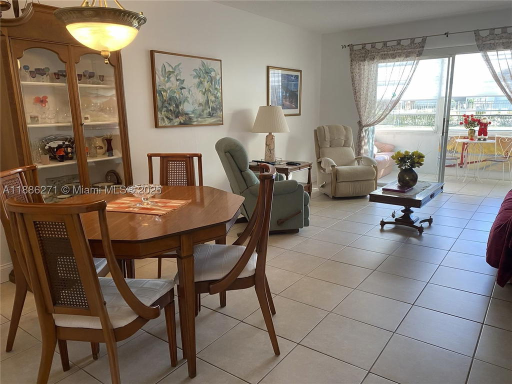Real estate property located at 4431 16th St H109, Broward, Heather Hall Condo, Lauderhill, FL