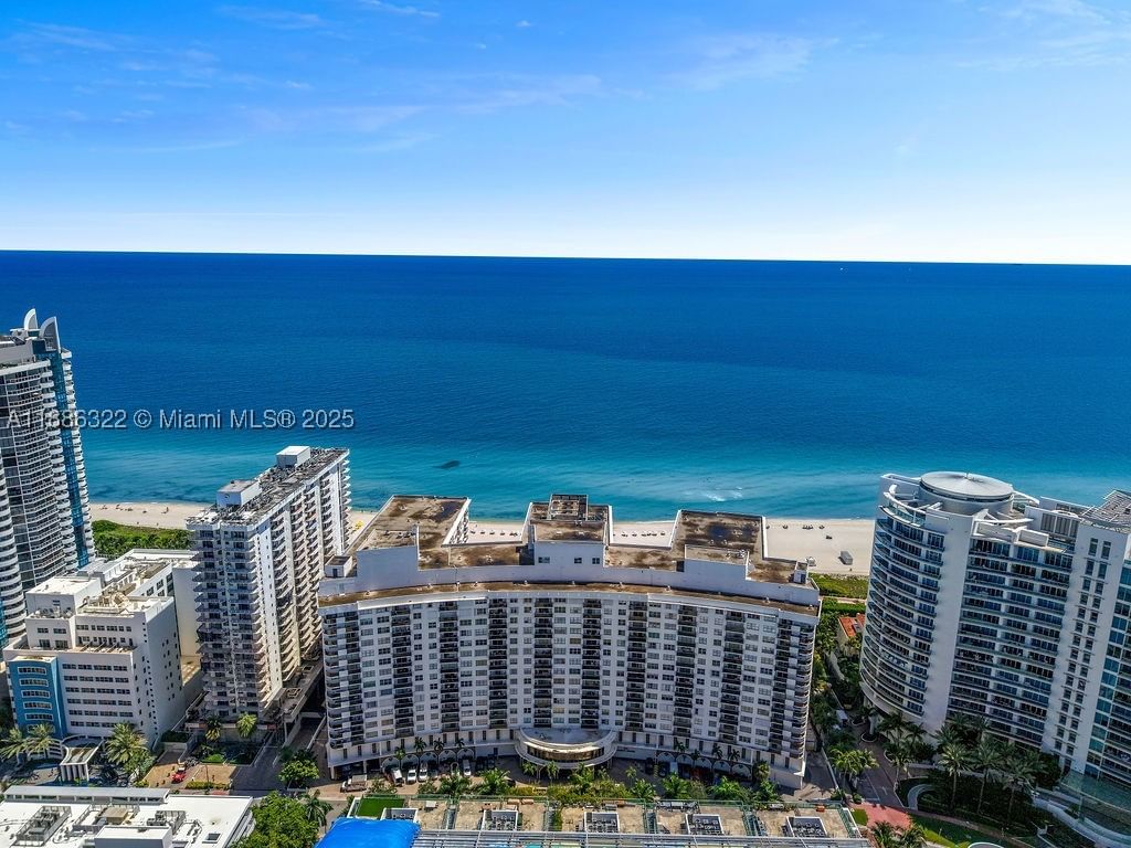 Real estate property located at 6039 Collins Ave #1126, Miami-dade, Maison Grande Condo, Miami Beach, FL