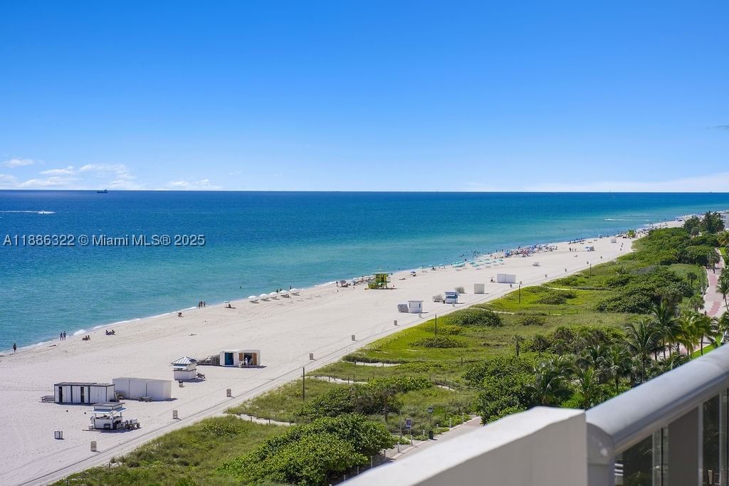 Real estate property located at 6039 Collins Ave #1126, Miami-dade, Maison Grande Condo, Miami Beach, FL