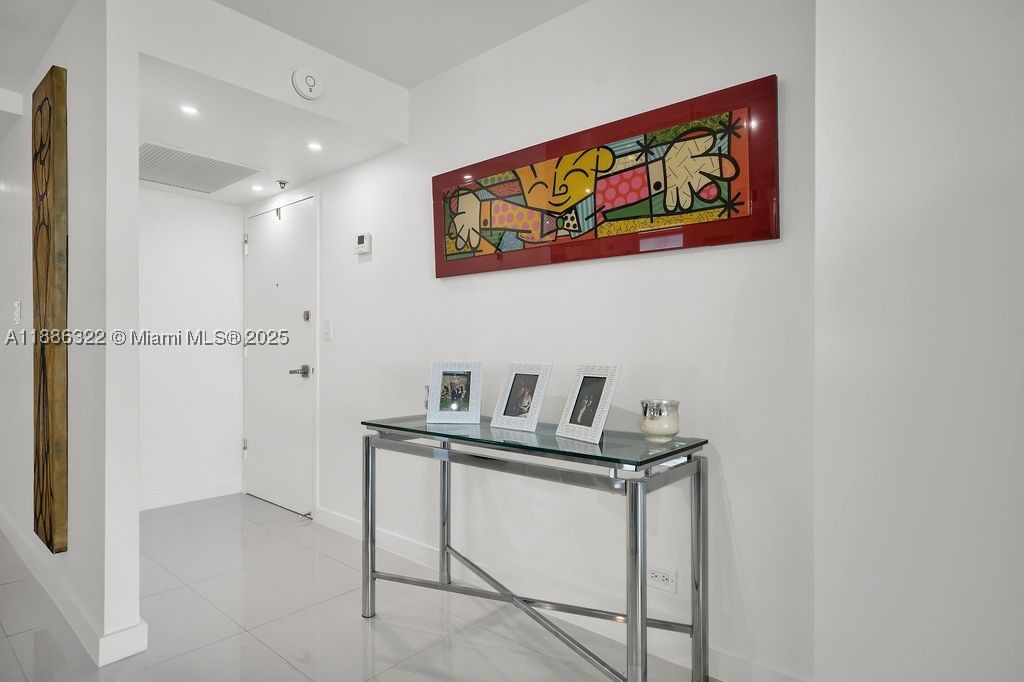 Real estate property located at 6039 Collins Ave #1126, Miami-dade, Maison Grande Condo, Miami Beach, FL