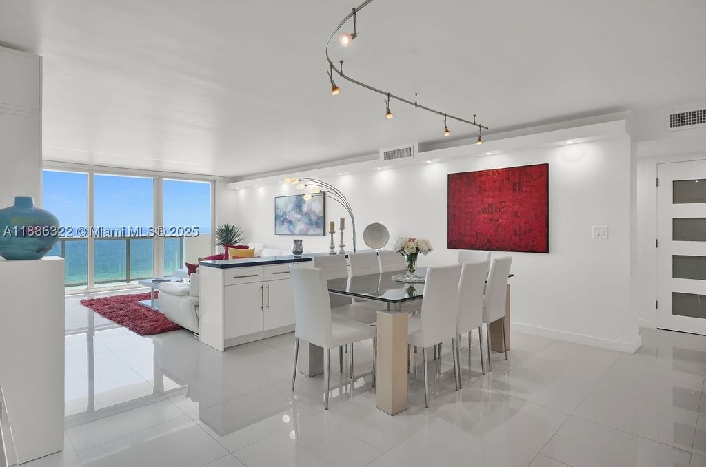 Real estate property located at 6039 Collins Ave #1126, Miami-dade, Maison Grande Condo, Miami Beach, FL