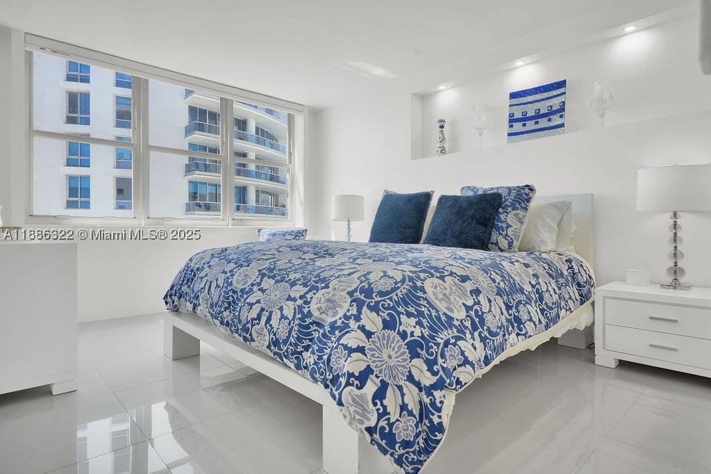 Real estate property located at 6039 Collins Ave #1126, Miami-dade, Maison Grande Condo, Miami Beach, FL