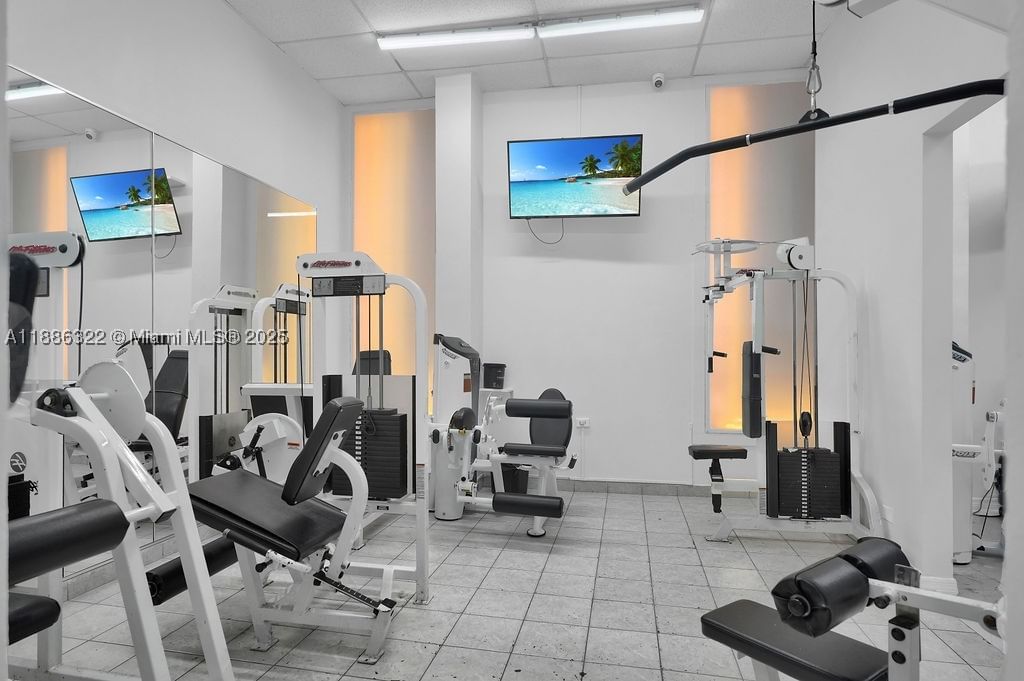 Real estate property located at 6039 Collins Ave #1126, Miami-dade, Maison Grande Condo, Miami Beach, FL