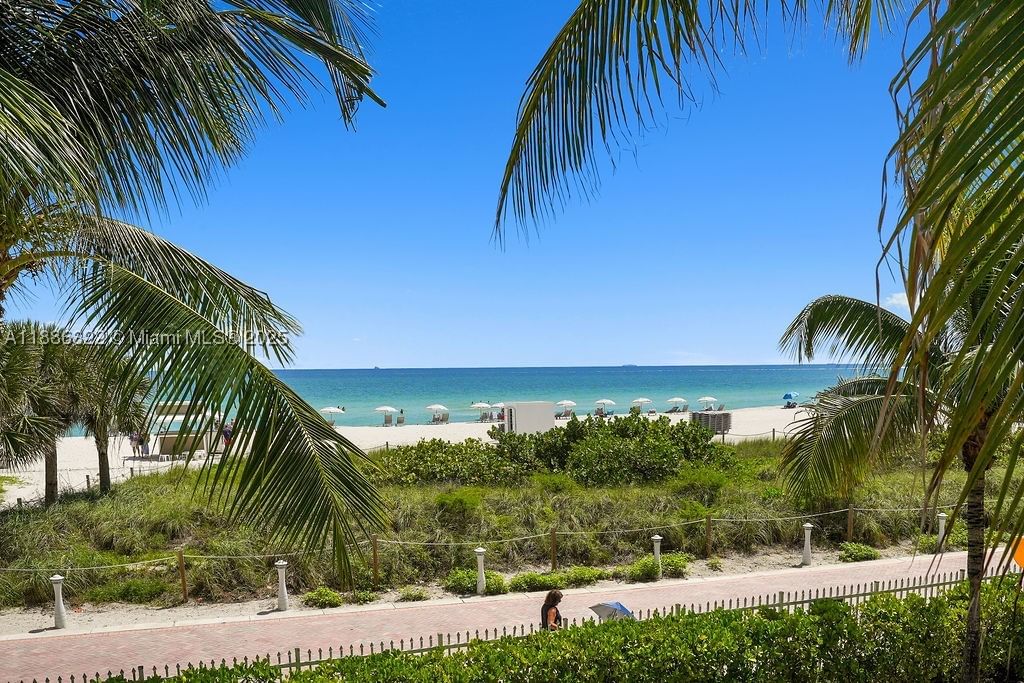 Real estate property located at 6039 Collins Ave #1126, Miami-dade, Maison Grande Condo, Miami Beach, FL