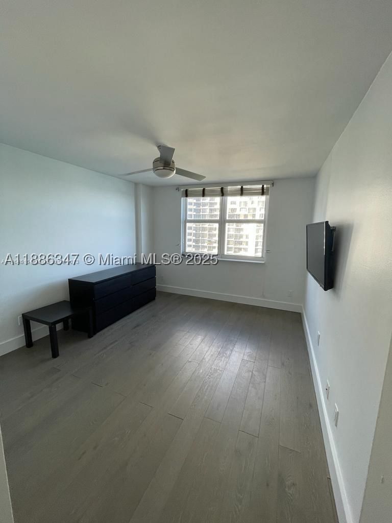 Real estate property located at 770 Claughton Island Dr #1511, Miami-dade, Isola Condo, Miami, FL