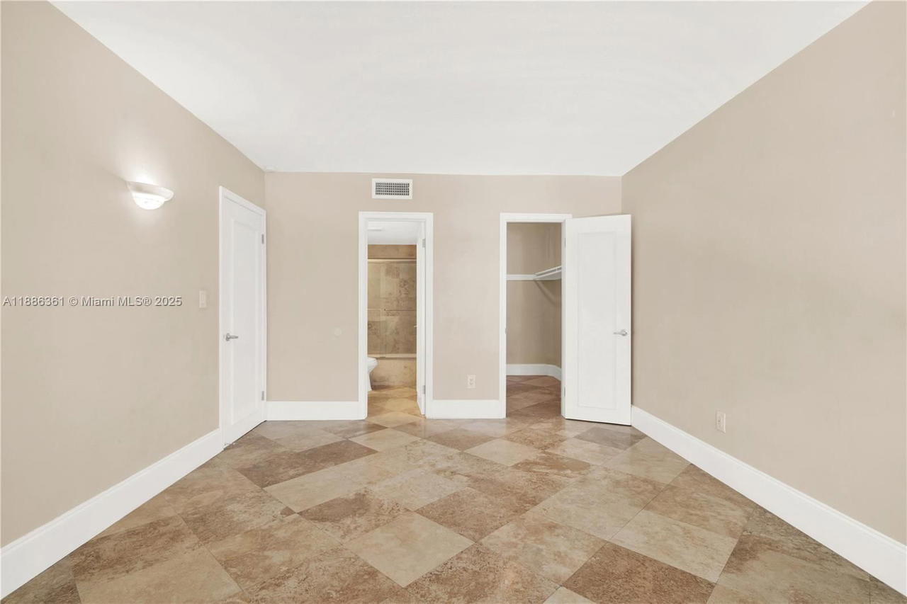 Real estate property located at 7473 82nd St A311, Miami-dade, Dadeland Capri Condo, Miami, FL