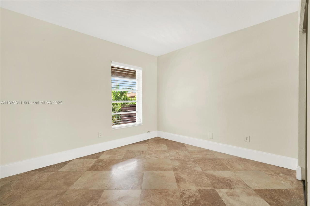 Real estate property located at 7473 82nd St A311, Miami-dade, Dadeland Capri Condo, Miami, FL
