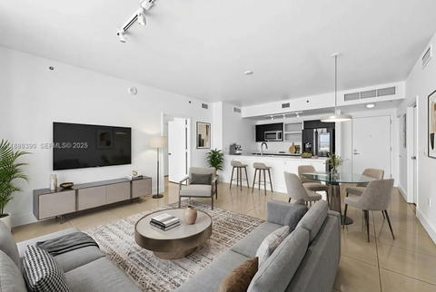 Real estate property located at 90 3rd St #3305, Miami-dade, Ivy Condo, Miami, FL