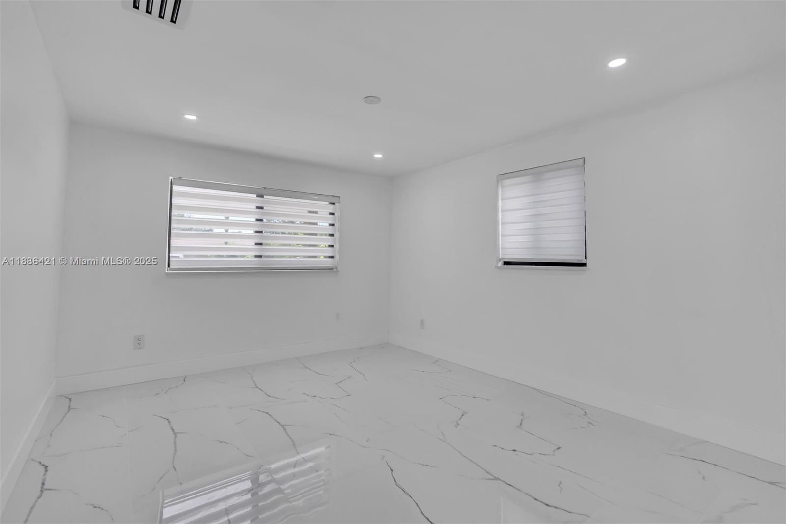 Real estate property located at 533 61st St, Miami-dade, Gratigny Heights Rev, Hialeah, FL
