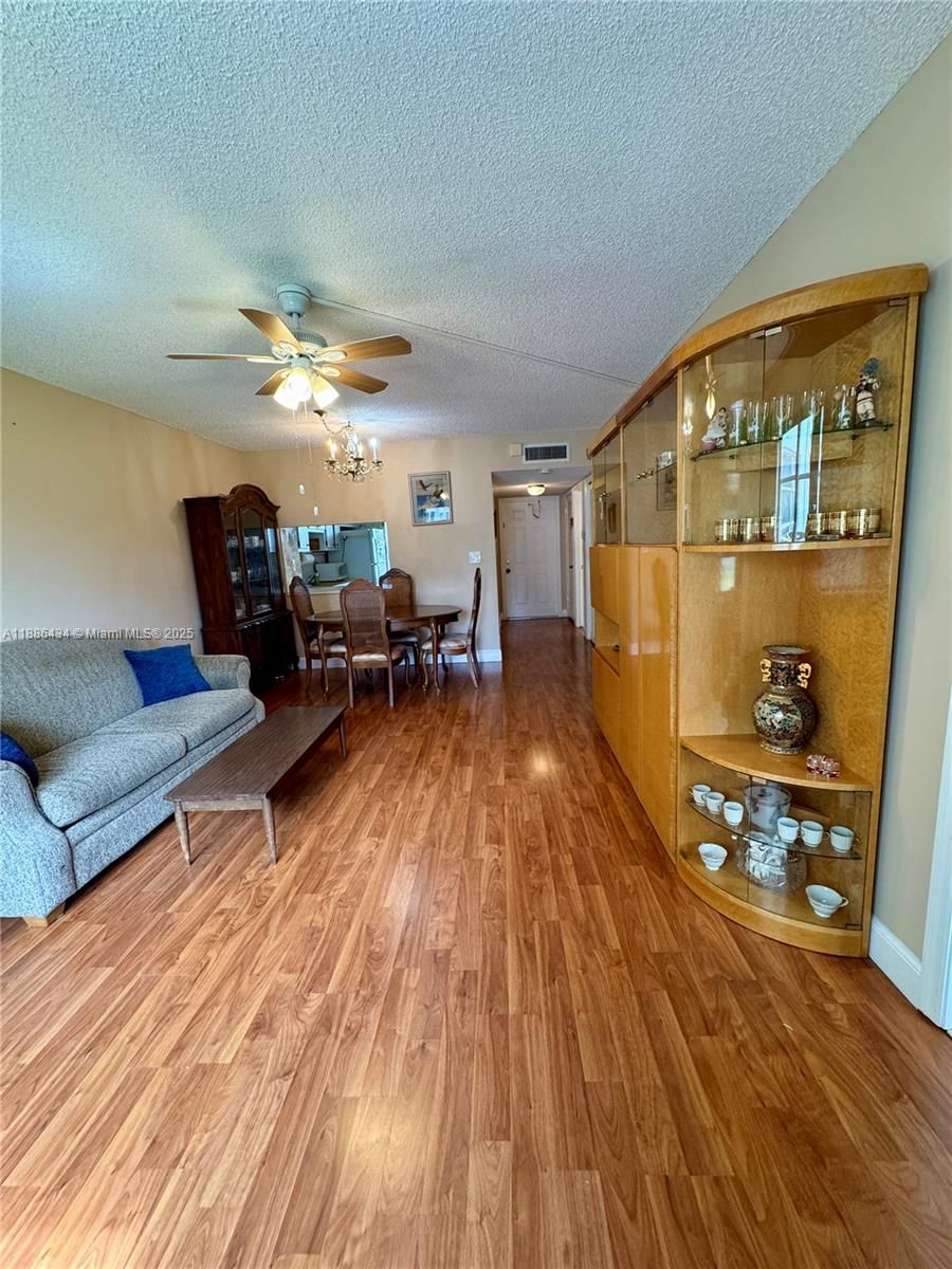 Real estate property located at 9810 Marina Blvd #1124, Palm Beach, Sandalfoot South Two Cond, Boca Raton, FL