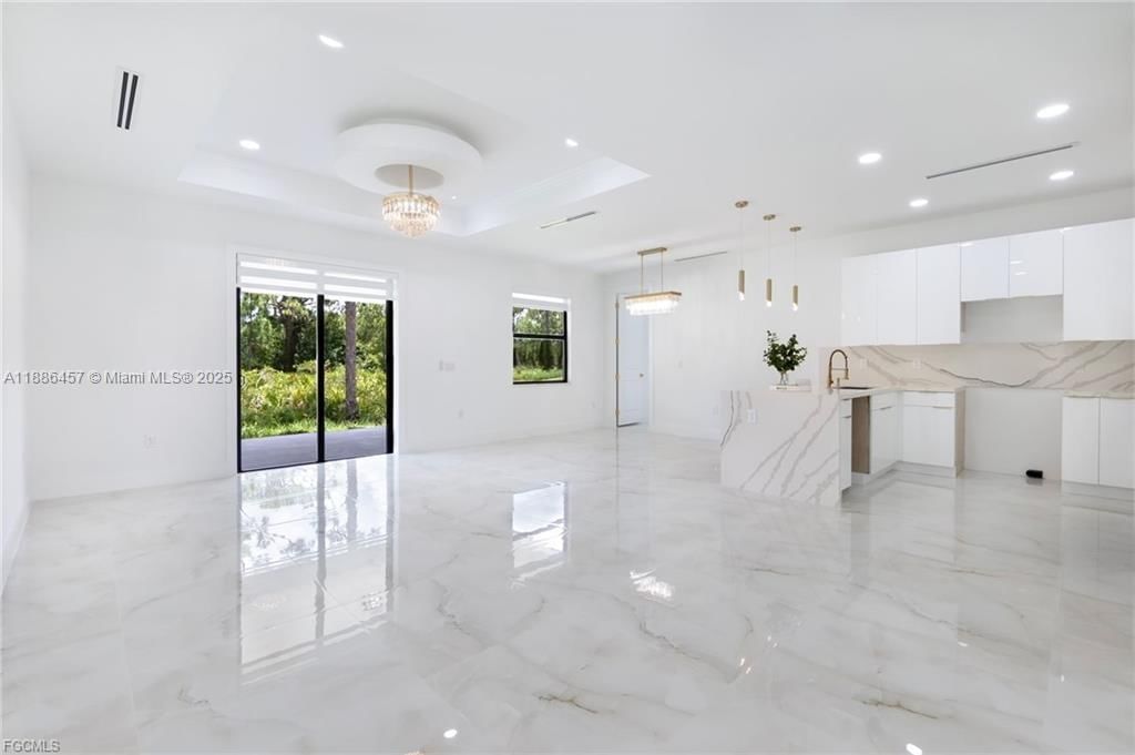 Real estate property located at 1207 W 9th ST, Lee, Lehigh Acres, Lehigh Acres, FL