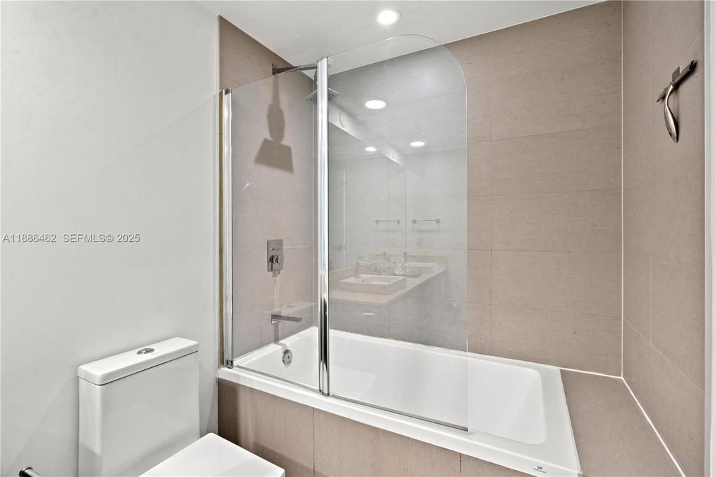 Real estate property located at 1080 Brickell Ave #2606, Miami-dade, The Bondo (1080 Brickell), Miami, FL