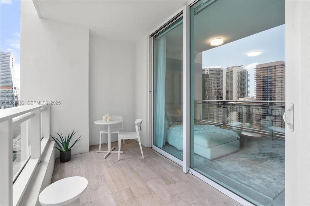Real estate property located at 1080 Brickell Ave #2606, Miami-dade, The Bondo (1080 Brickell), Miami, FL