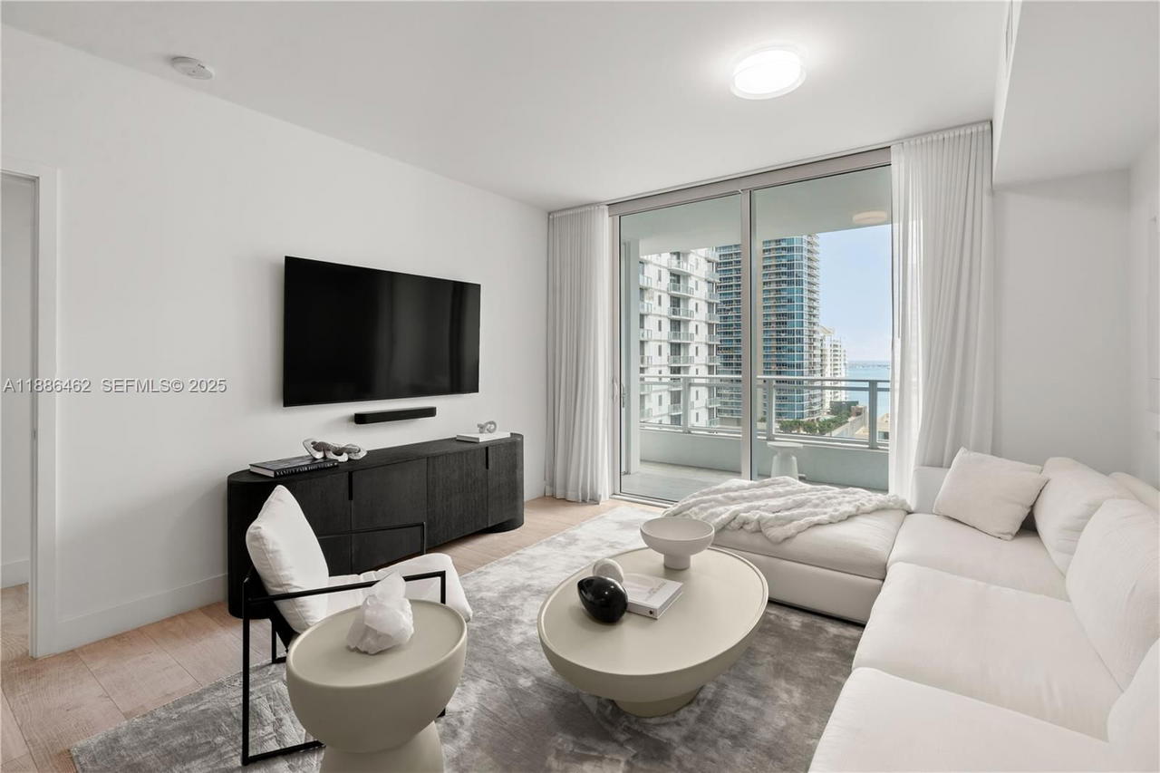 Real estate property located at 1080 Brickell Ave #2606, Miami-dade, The Bondo (1080 Brickell), Miami, FL