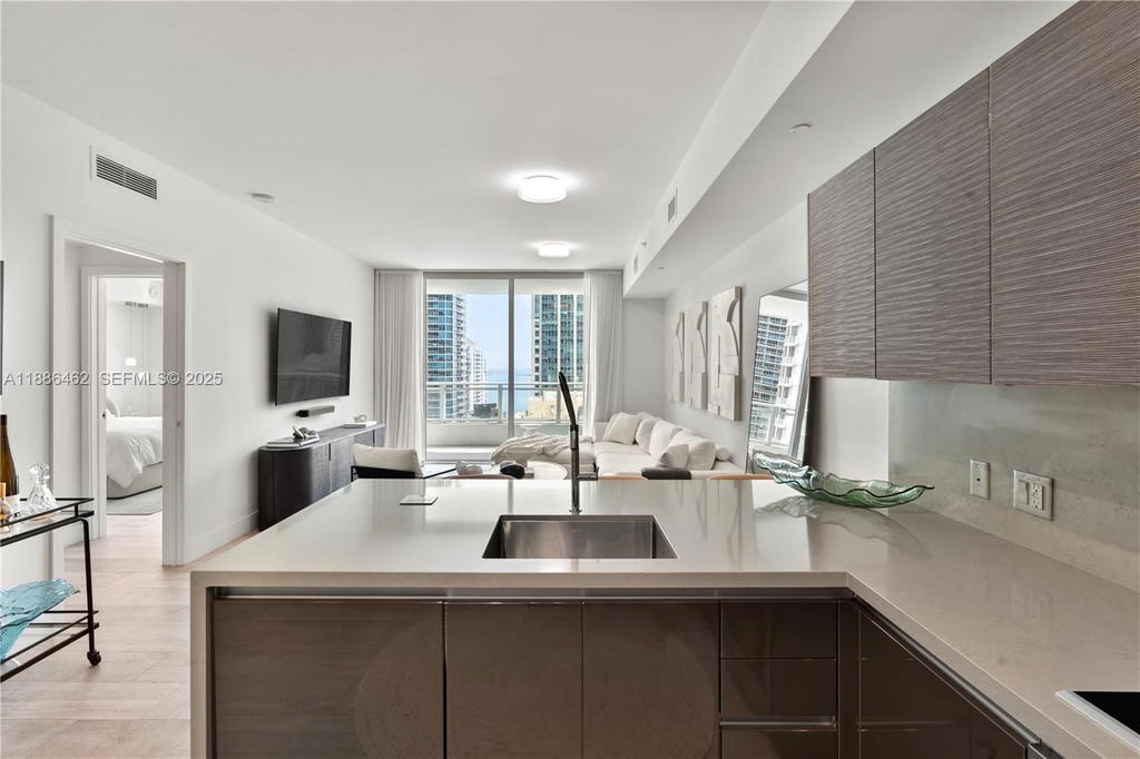 Real estate property located at 1080 Brickell Ave #2606, Miami-dade, The Bondo (1080 Brickell), Miami, FL