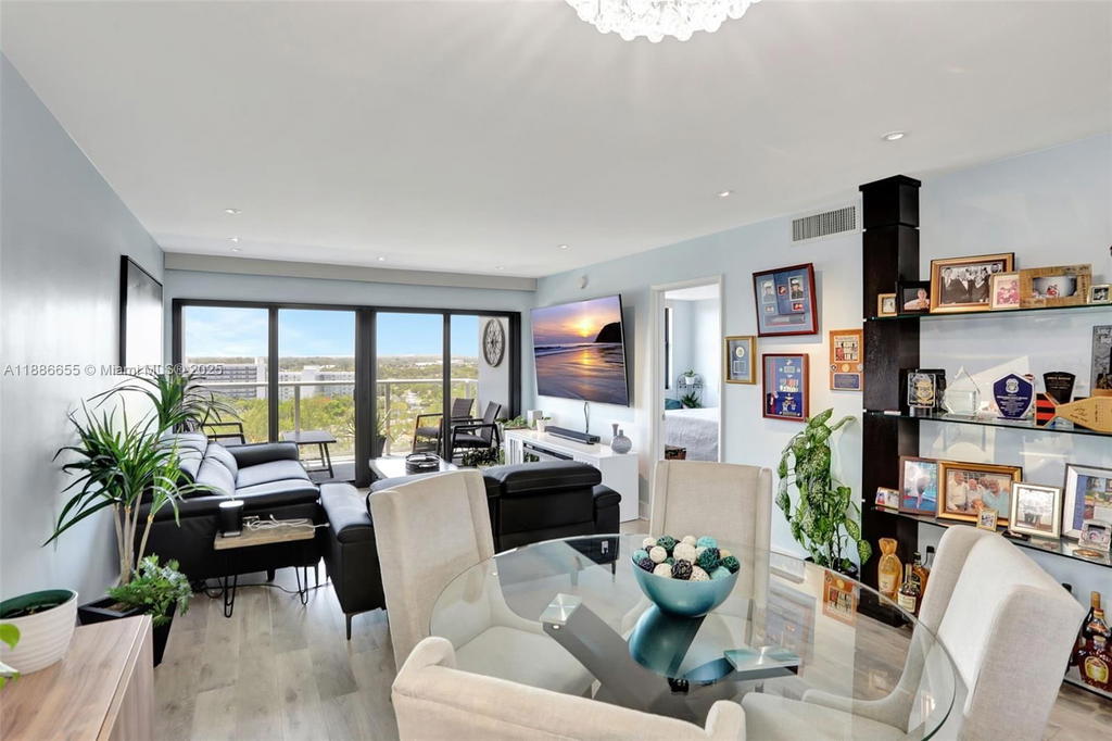 Real estate property located at 1401 Riverside Dr #1403, Broward, Waterbury Condo, Pompano Beach, FL