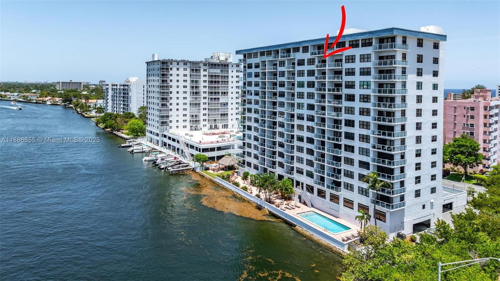 Real estate property located at 1401 Riverside Dr #1403, Broward, Waterbury Condo, Pompano Beach, FL