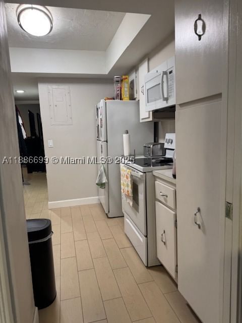 Real estate property located at 360 69th Ave #202, Broward, French Quarter Condominiu, Plantation, FL