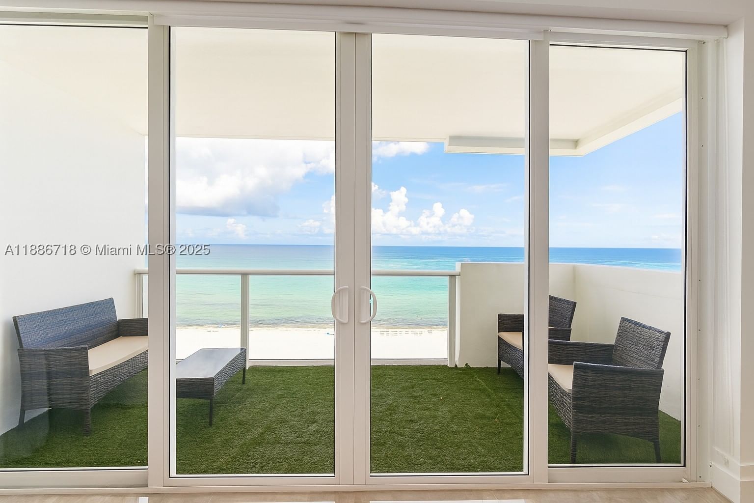 Real estate property located at 5601 Collins Ave #1409, Miami-dade, The Pavilion Condo, Miami Beach, FL