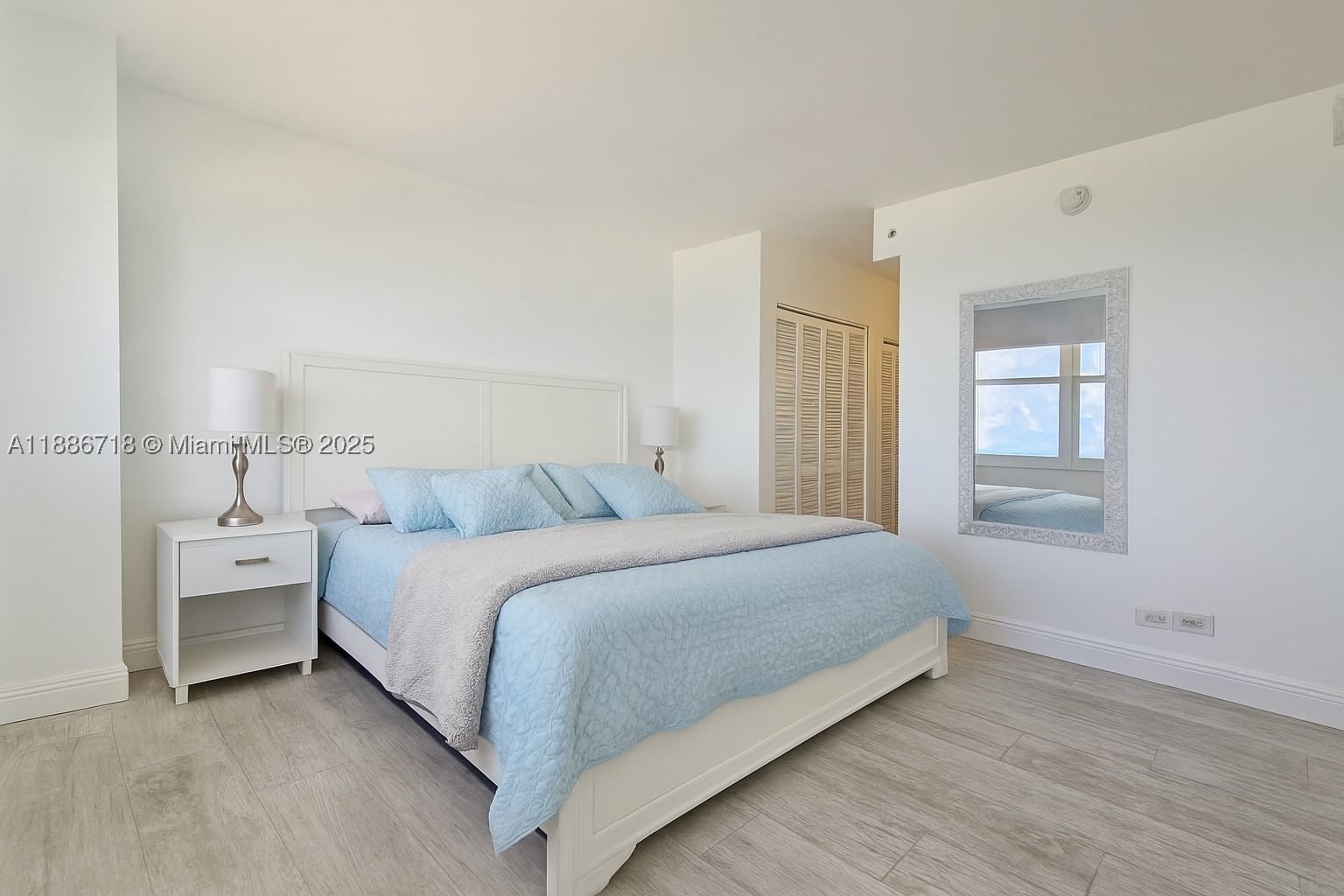 Real estate property located at 5601 Collins Ave #1409, Miami-dade, The Pavilion Condo, Miami Beach, FL