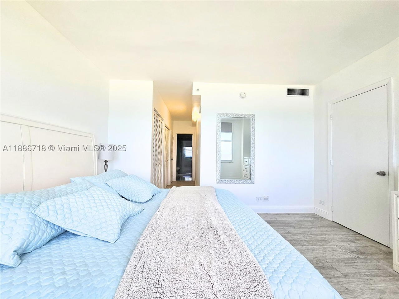 Real estate property located at 5601 Collins Ave #1409, Miami-dade, The Pavilion Condo, Miami Beach, FL