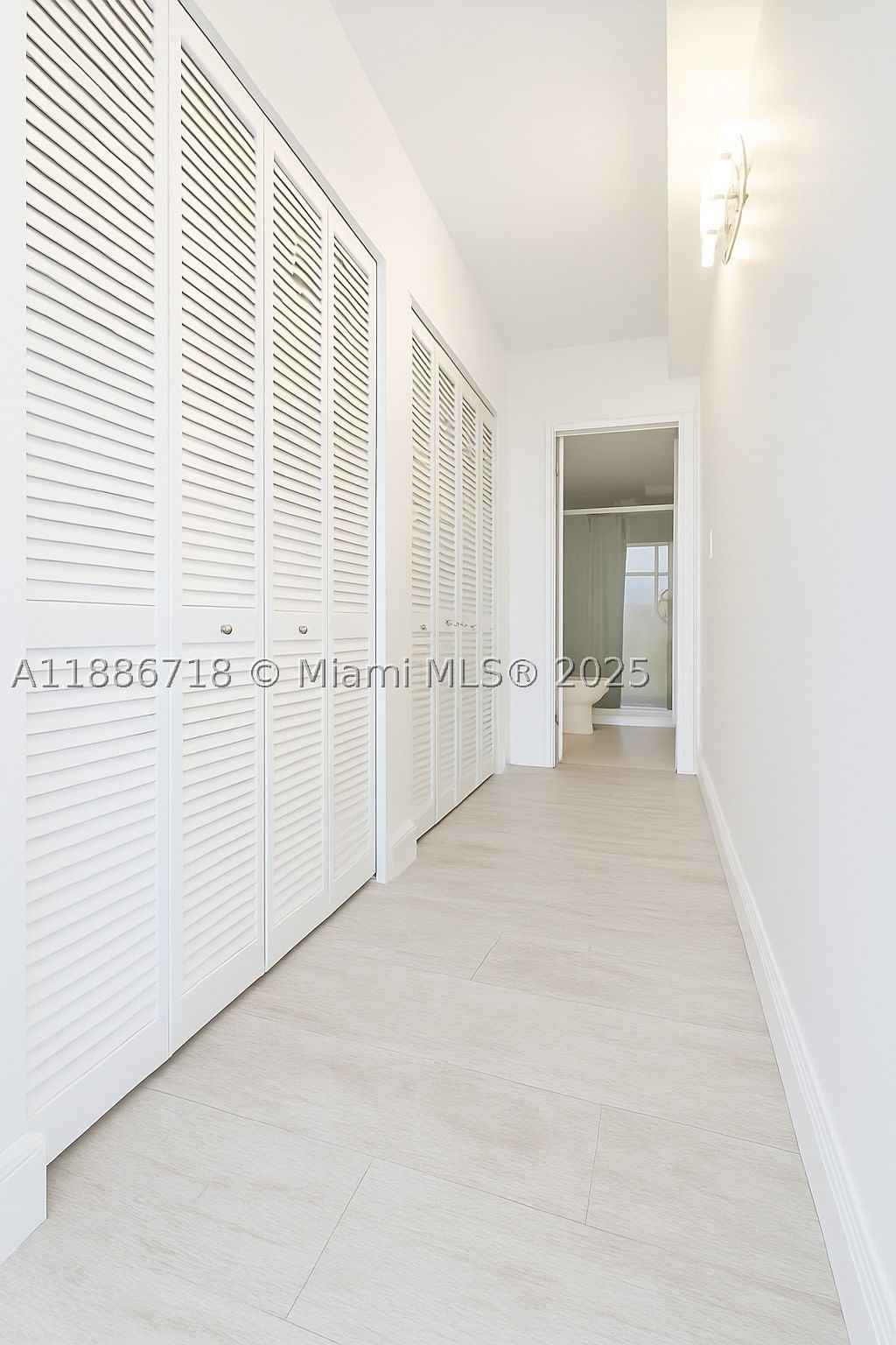 Real estate property located at 5601 Collins Ave #1409, Miami-dade, The Pavilion Condo, Miami Beach, FL