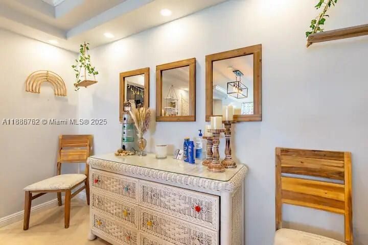 Real estate property located at 3901 Ocean Dr #14L, Broward, Tides On Hollywood Beach, Hollywood, FL