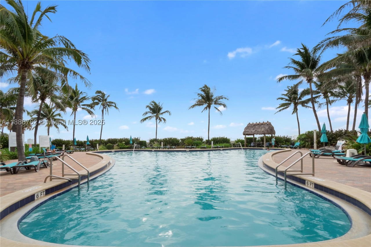Real estate property located at 3901 Ocean Dr #14L, Broward, Tides On Hollywood Beach, Hollywood, FL