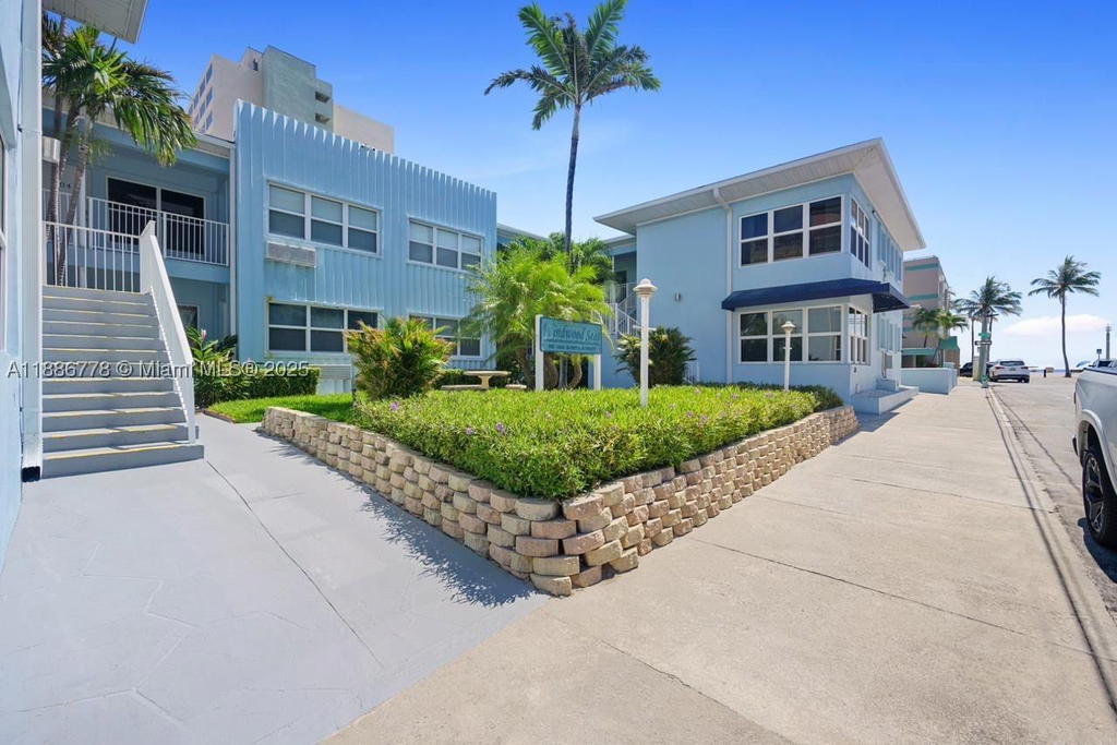 Real estate property located at 315 Van Buren St #104B, Broward, Windwood Seas Condo, Hollywood, FL
