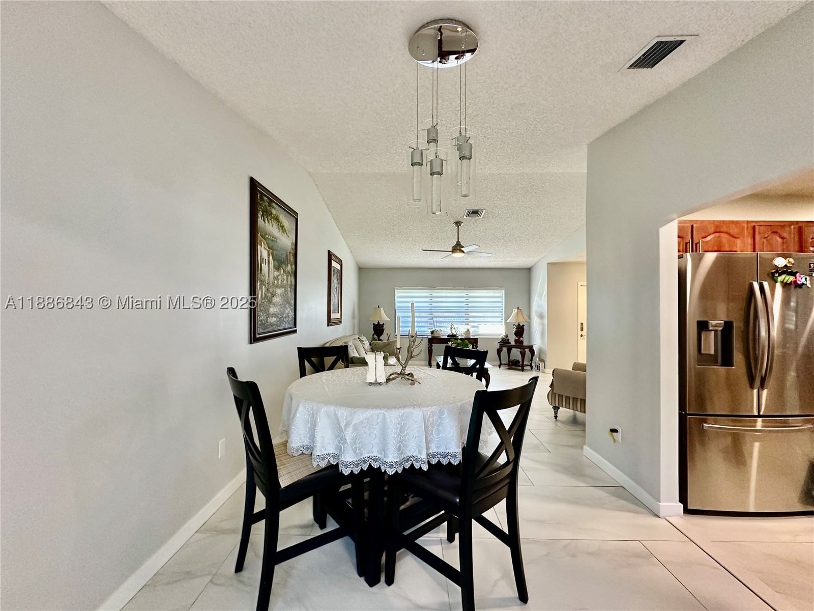 Real estate property located at 9631 42nd Ct, Broward, Hills Of Welleby, Sunrise, FL