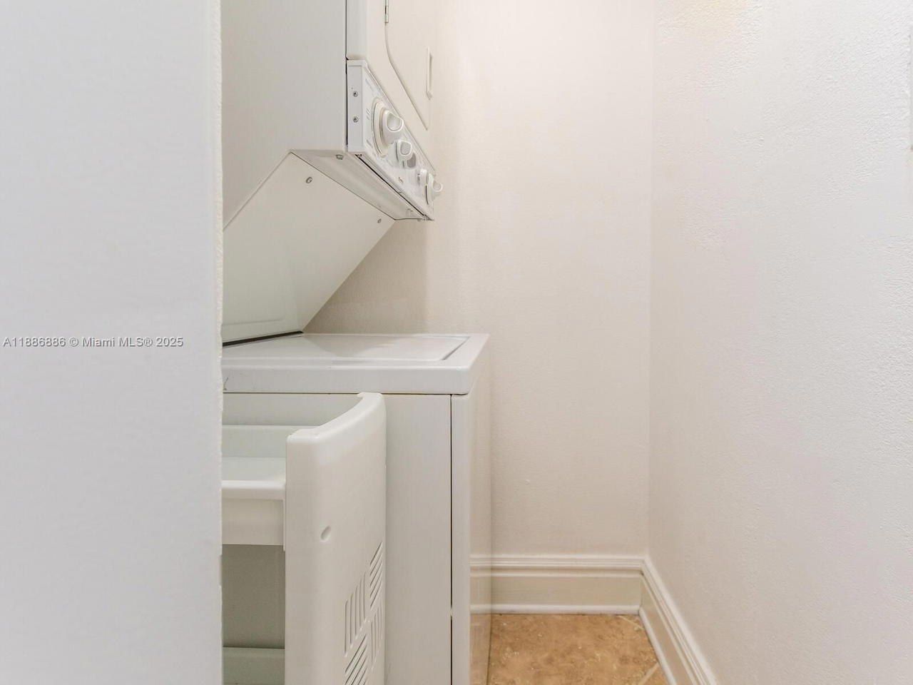 Real estate property located at 9273 Collins Ave #703, Miami-dade, Manatee Condo, Surfside, FL