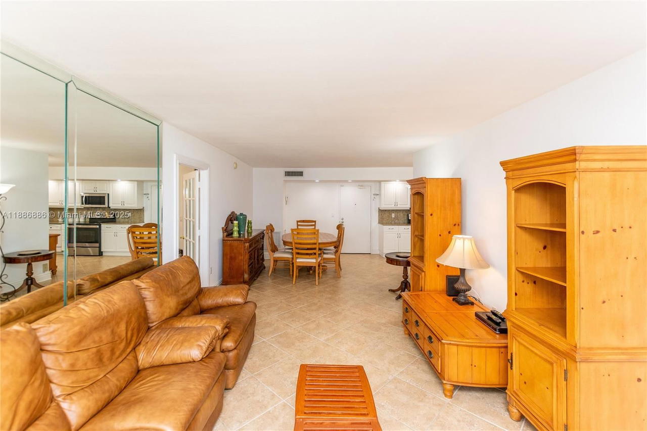 Real estate property located at 9273 Collins Ave #703, Miami-dade, Manatee Condo, Surfside, FL