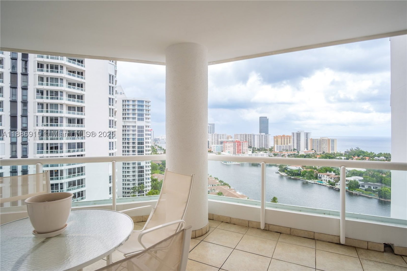 Real estate property located at 21050 Point Pl #2203, Miami-dade, Atlantic Iii At The Point, Aventura, FL