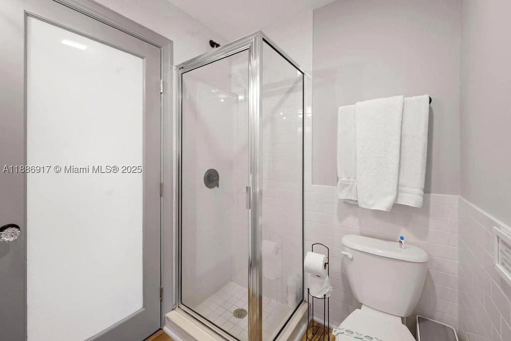 Real estate property located at 314 New Hampshire St #23, Broward, Chateau Gardens Condo, Hollywood, FL