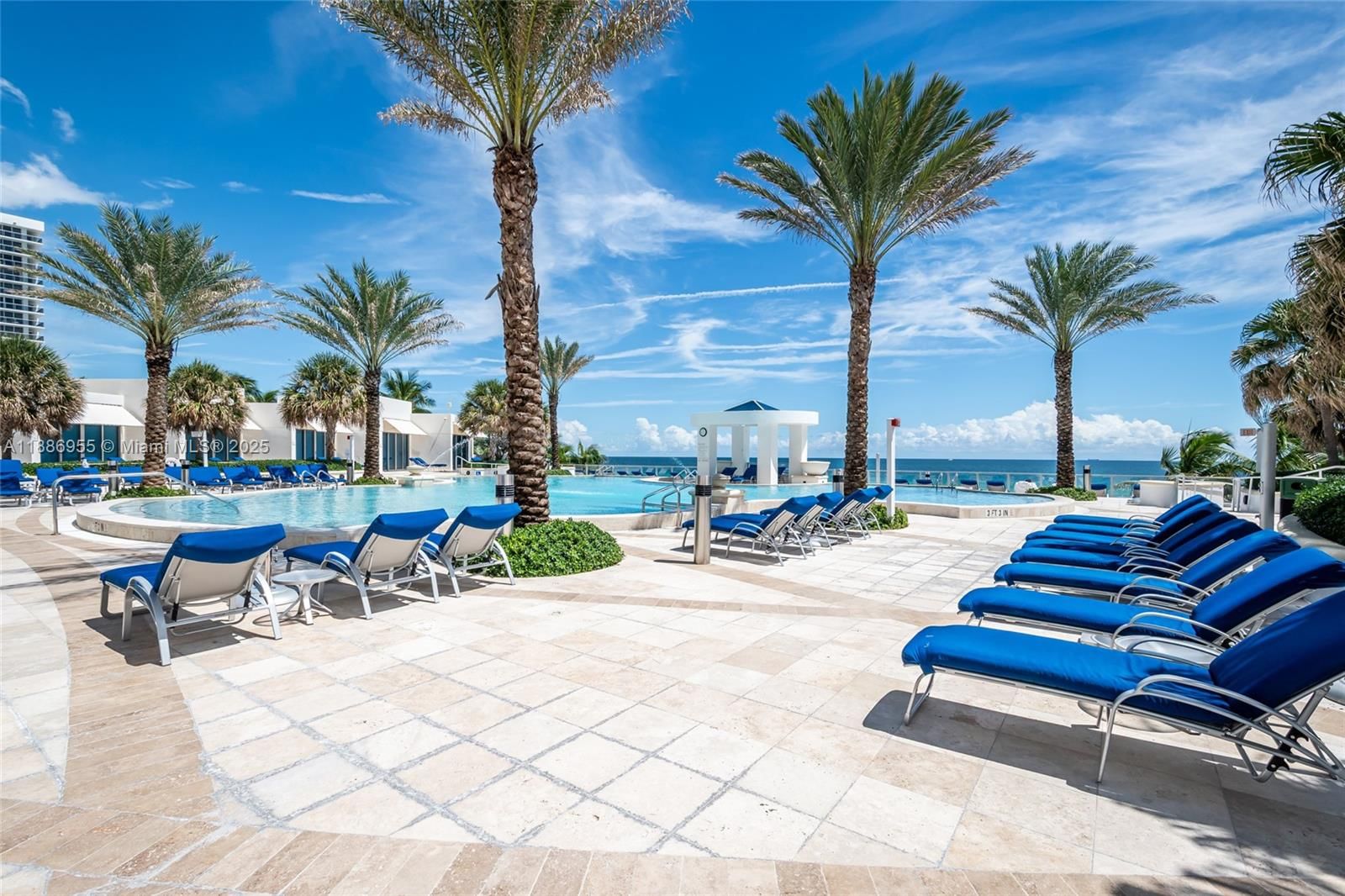 Real estate property located at 3101 Ocean Dr #2403, Broward, Ocean Palms Condo, Hollywood, FL