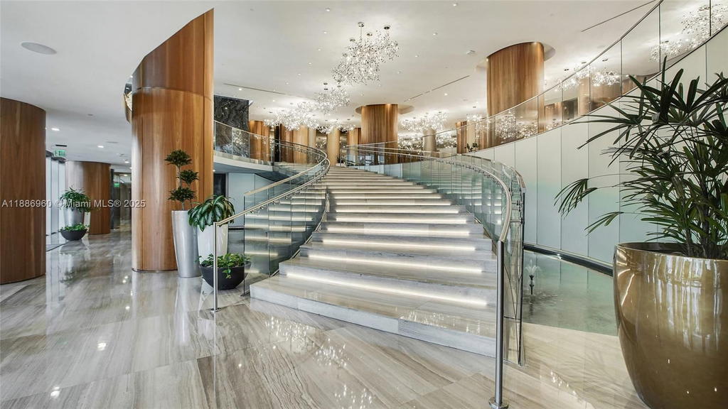Real estate property located at 488 18th St #704, Miami-dade, Aria On The Bay Condo, Miami, FL