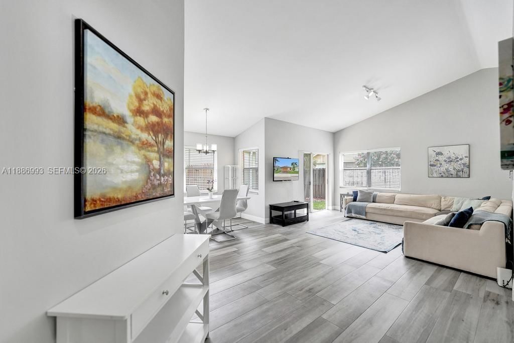 Real estate property located at 2655 Arborwood Rd, Broward, Forest Ridge, Davie, FL
